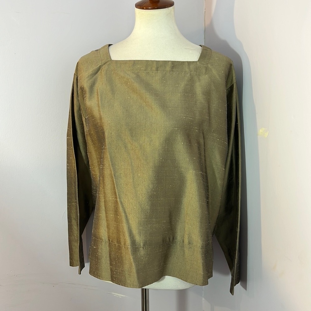 Holte vintage silk blouse, 3,  (see measurements). 14?